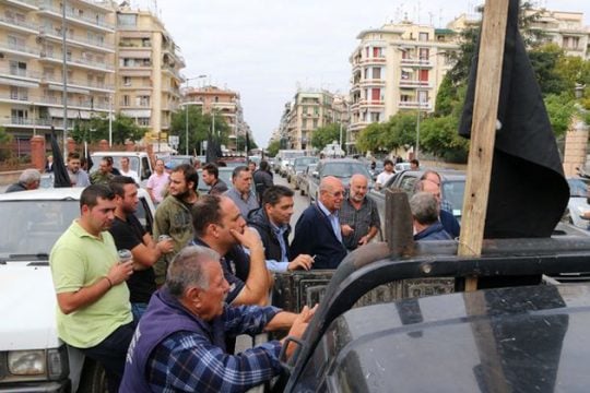 Μήνυμα ότι «έρχονται σκληρά αγροτικά μπλόκα»