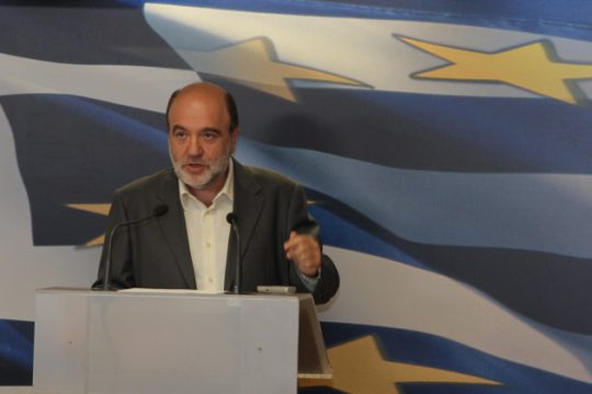 «Δεν καταργείται το ΣΔΟΕ – Αλλαγές στα τέλη κυκλοφορίας»