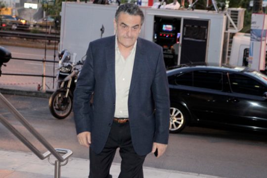 Εμπρηστική επίθεση στο γραφείο του Χαράλαμπου Αθανασίου