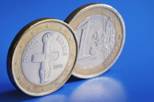 Η Κύπρος μπορεί να γίνει κέντρο για επενδυτικά ταμεία