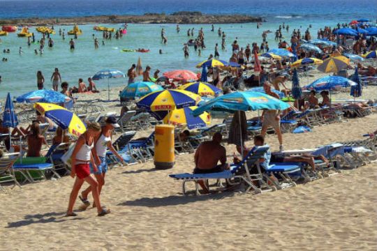 Ρεκόρ τουριστικών αφίξεων στην Κύπρο τον Σεπτέμβρη