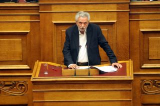 Πρόσκληση σε Δρίτσα να επισκεφθεί την Τουρκία