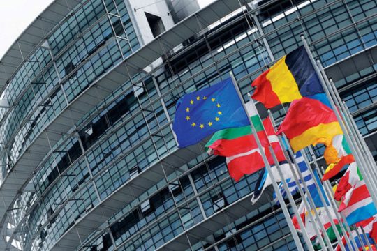 Πιέσεις για «bail in» εντός του 2015