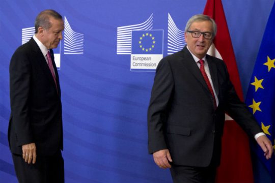Τουρκία και Ε.Ε. έχουν «σχέδια» για τους πρόσφυγες