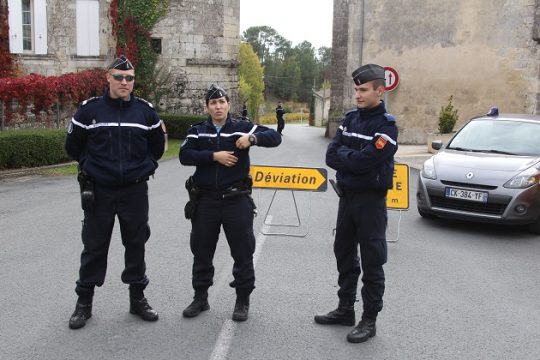 Θρήνος στη Γαλλία για τους 43 νεκρούς