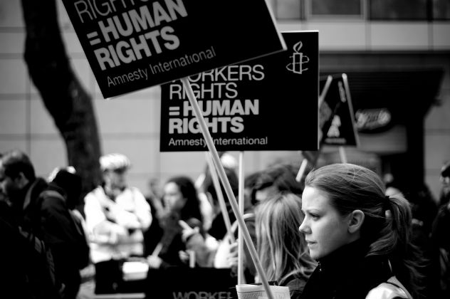 Human Rights First: «Δείξτε ότι είμαστε σύμμαχοι ενάντια στο ναζισμό»