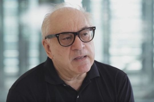Εκάς οι βέβηλοι!