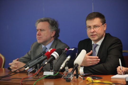 Μόνο με νέους πόρους σώζεται το ασφαλιστικό