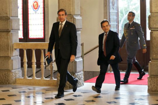 Δεξιά κυβέρνηση με προδιαγεγραμμένο τέλος