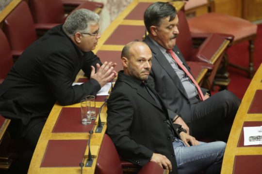ΣΥΡΙΖΑ: Νεοναζιστική εγκληματική οργάνωση η Χρυσή Αυγή