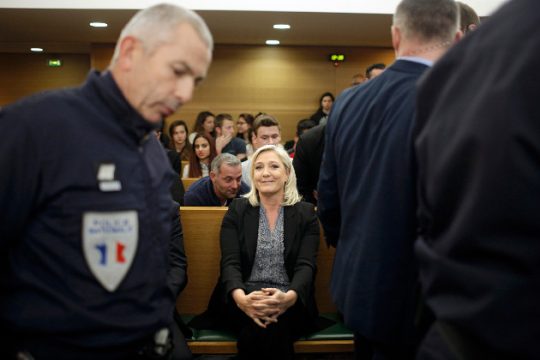 Αντιμέτωπη με φυλάκιση ενός έτους η Μαρίν Λε Πεν