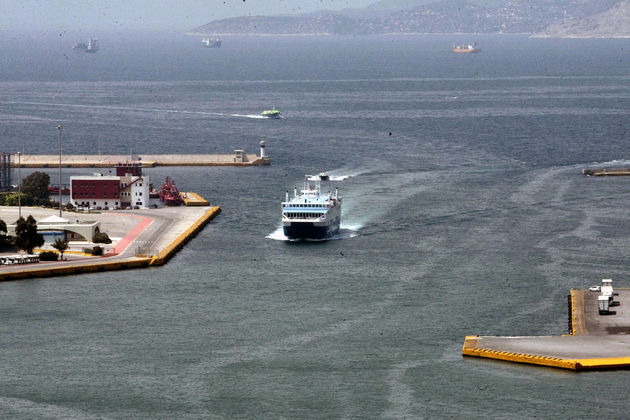 Μείωση 3-5% το 2015 στα εσωτερικά δρομολόγια