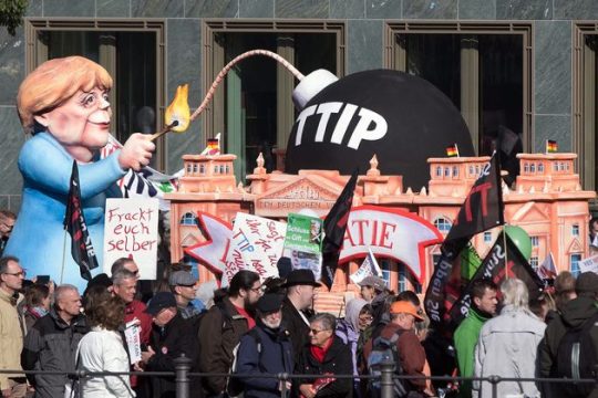Τρίτο Μνημόνιο: η πρόβα τζενεράλε για την TTIP