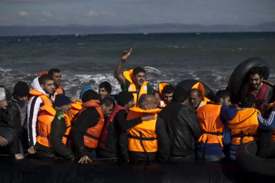 Νέο ναυάγιο στη Μυτιλήνη – Σώοι όλοι οι πρόσφυγες