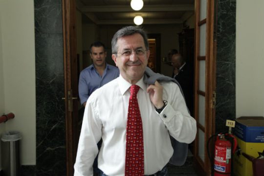 Αποστάσεις από την κυβέρνηση παίρνει ο Νικ. Νικολόπουλος