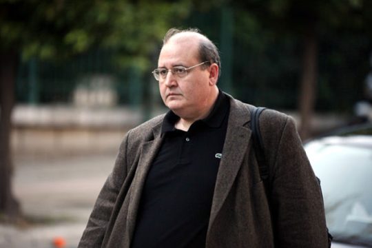 Πώς απαντά στον «τουφεκισμό» του, ο Ν. Φίλης