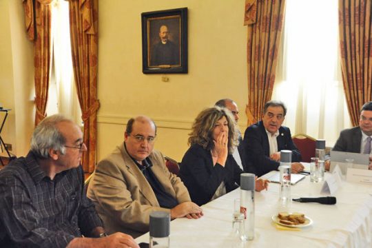 Πανεπιστήμια χωρίς εργολάβους;