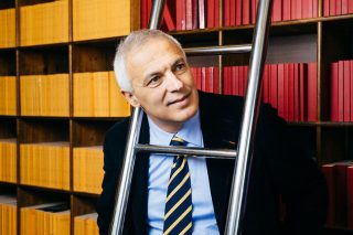 «Το “άχρηστο” είναι και το μόνο που μας εξανθρωπίζει»