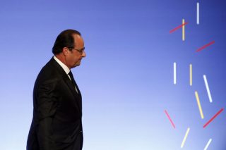 «Μαύρο» στον Ολάντ από τα Αριστερά
