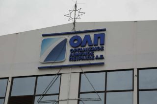 Με νέες κινητοποιήσεις προειδοποιούν οι εργαζόμενοι στα λιμάνια