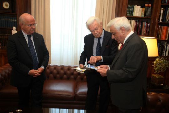 Παυλόπουλος: «Τα Γλυπτά δεν έχουν θέση πουθενά αλλού»
