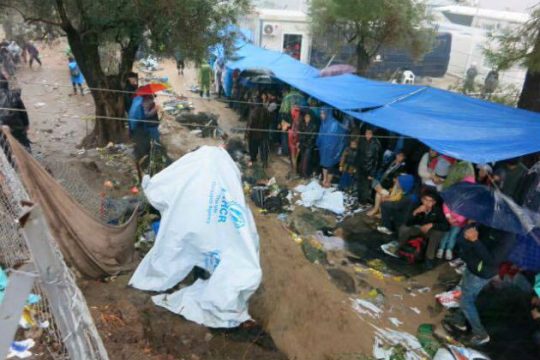 Έκκληση για τους προσφυγικούς καταυλισμούς στη Λέσβο