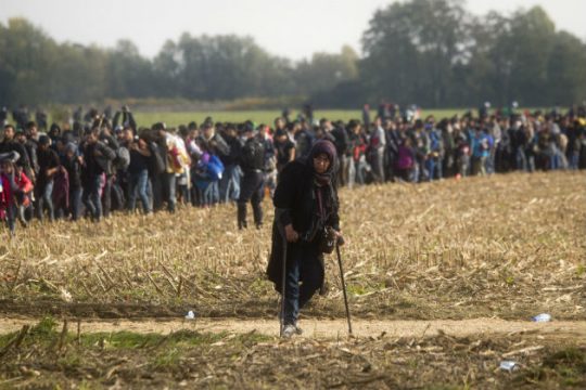 Πιέσεις για hot spot 50.000 προσφύγων στην Ελλάδα