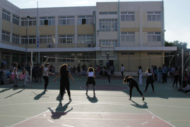 Συνεργασία γονέων και δασκάλων η λύση στον σχολικό εκφοβισμό