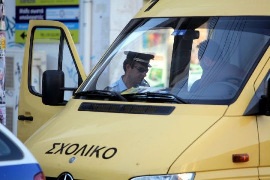 Παραβάσεις σε 158 σχολικά λεωφορεία
