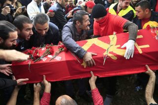 Το έγκλημα κάτω από το χαλί