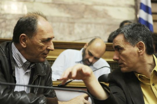 Με ευρεία πλειοψηφία «πέρασε» το σχέδιο νόμου για τις τράπεζες