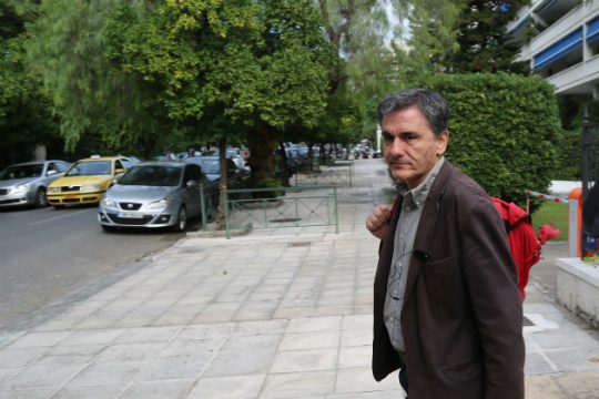 Μεγάλη απόσταση μεταξύ κυβέρνησης και «θεσμών»