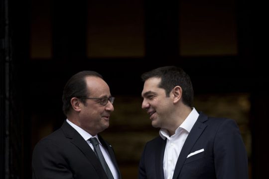 «Ο Ολάντ στην Αθήνα: η εξουσία χαρούμενη, ο λαός λιγότερο»
