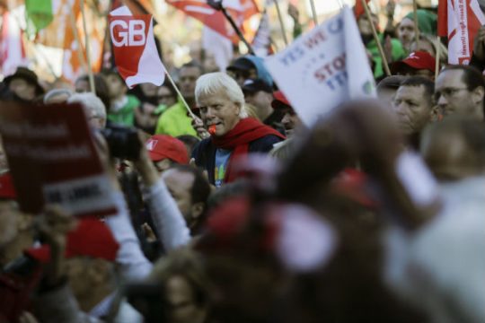 Μεγάλο «όχι» στην TTIP από χιλιάδες διαδηλωτές στο Βερολίνο