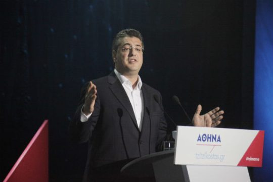 Τζιτζικώστας «καρφώνει» Μεϊμαράκη για χειρισμούς στη Μαδρίτη