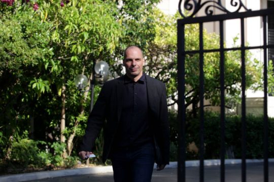 Ο Βαρουφάκης «καρφώνει» τον Σόιμπλε