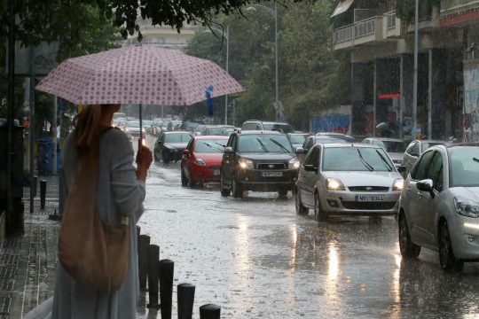 Εξασθενούν τα καιρικά φαινόμενα