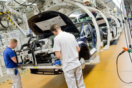 VW: Το παράνομο λογισμικό υπάρχει και σε μοντέλα του 2015