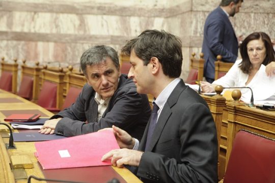 ΦΠΑ στην εκπαίδευση και πρώτη κατοικία στο επίκεντρο