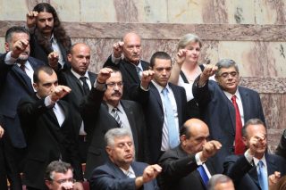 Ανοχύρωτη η νέα Βουλή απέναντι στους ναζί