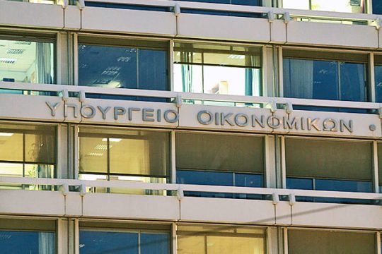 Ανάβουν λαμπάδα στον… τουρισμό