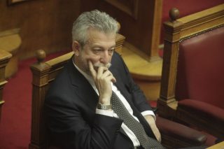 Ενα απόστημα που δεν σπάει…
