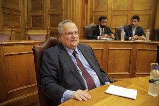 Αντιπαράθεση για ελληνοτουρκικά και προσφυγικό