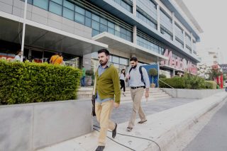 O γραμματέας …ένιψε τας χείρας του