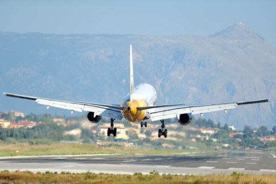 Δεκάδες νεκροί από συντριβή αεροσκάφους στο Σουδάν