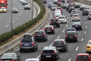 Εμπλοκή στα τέλη με βάση τις εμπορικές αξίες των Ι.Χ.