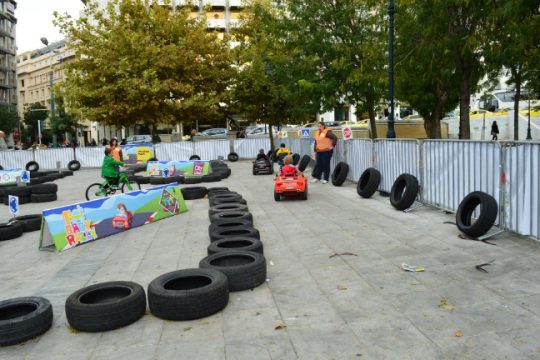 Παιδικό… ράλι στην πλατεία Συντάγματος