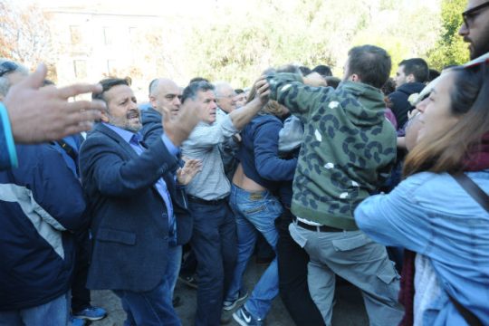 Ένταση κατά κυβερνητικών στελεχών στο Πολυτεχνείο