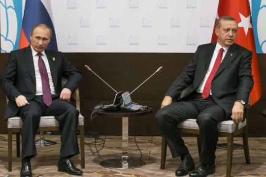 «Συνεργάτης των τρομοκρατών η Τουρκία»