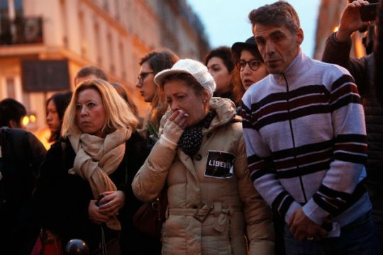 Ο πρώτος απολογισμός των πολλαπλών επιθέσεων στο Παρίσι